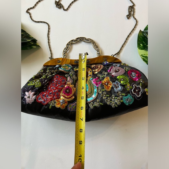 Women’s Vintage Multi-Color Embroidered Bag With Handle - Picture 4 of 5